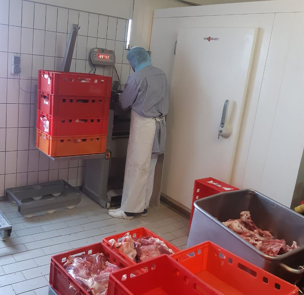ware abwiegen zum verpacken